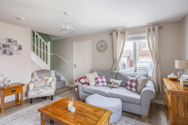 2 bed Semi-Detached for sale Image 2