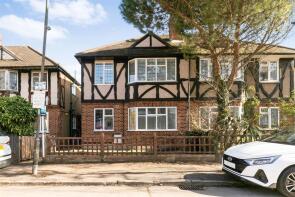 13, York Close, Morden SM4 5HW