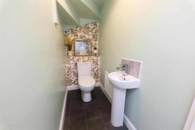 3 bed Semi-Detached for sale Image 7