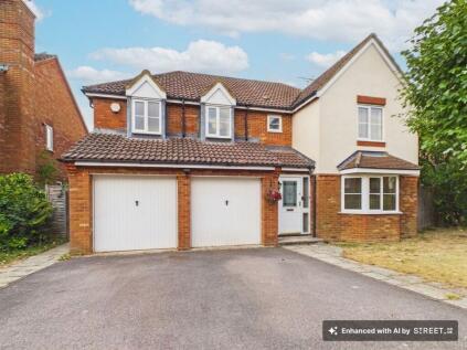 Farriers Close, Bramley, RG26