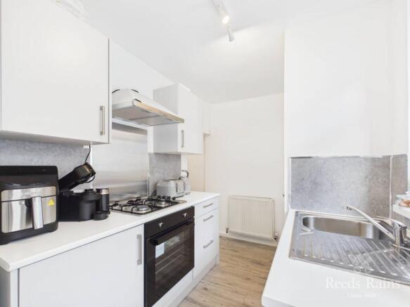 2 bed Terraced for sale Image 4