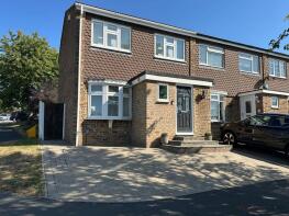 4, Fleming Close, Waltham Cross EN7 6AY
