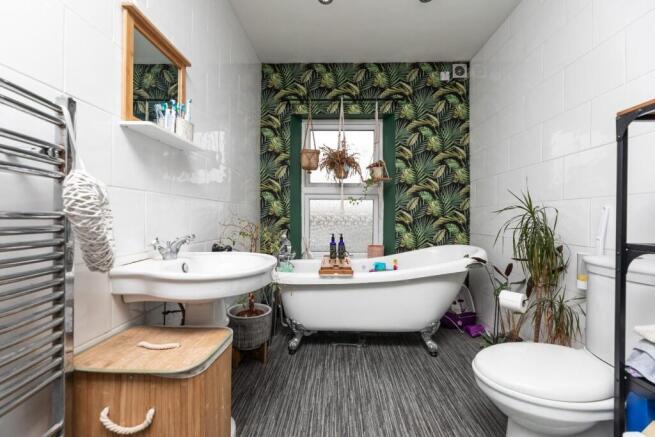 2 bed Terraced for sale Image 10