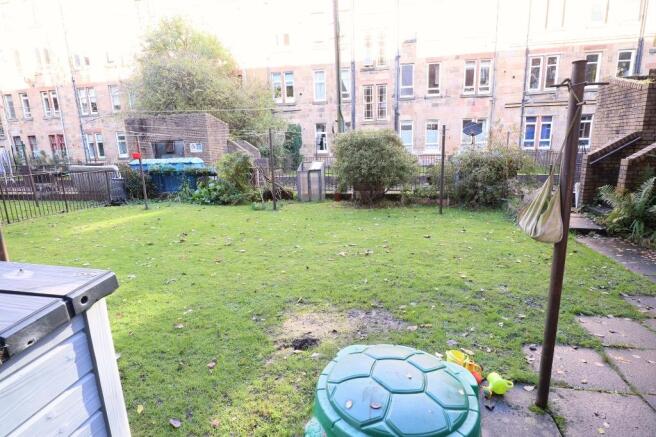 Communal garden (2)