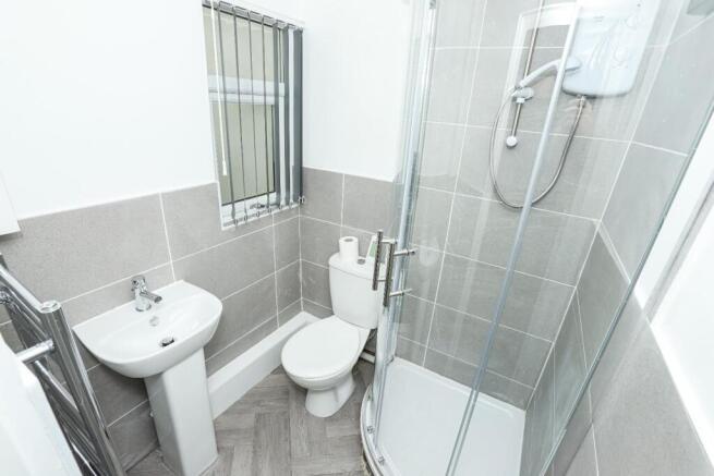 5 bed End of Terrace to rent Image 8
