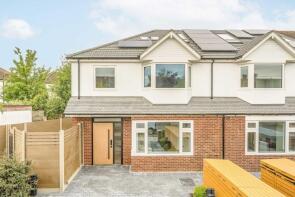 Flat 1, Pearl House, Northway, Morden SM4 4HF