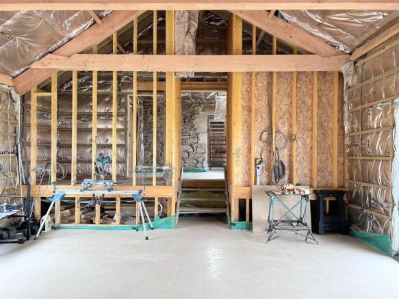 MAIN BARN LIVING SPACE.jpeg