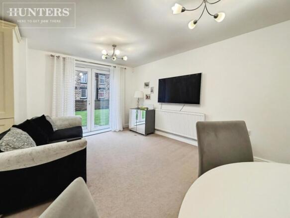 2 bed Apartment for sale Image 6