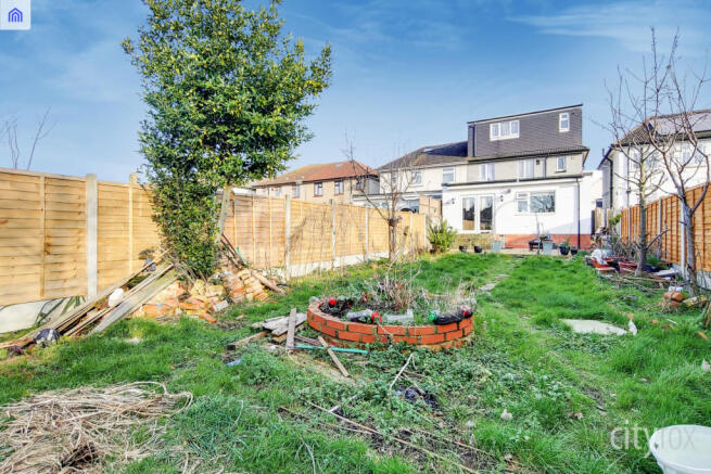 Rear Garden pic 2