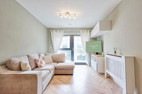 Blueberry Court, Rainham, Havering, RM13