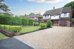 4, Montfort Place, Newcastle ST5 2HE