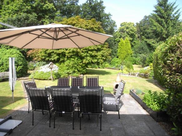 terrace & garden