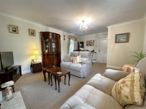 Living Space 402