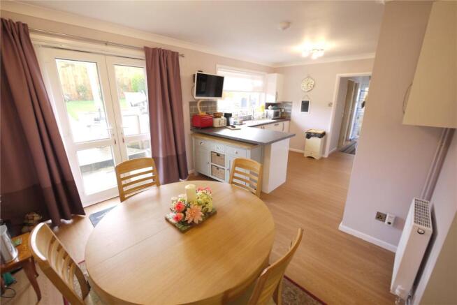 Kitchen/Dining Rm
