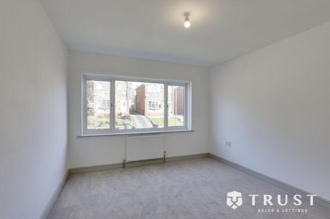 5 bed Semi-Detached for sale Image 12