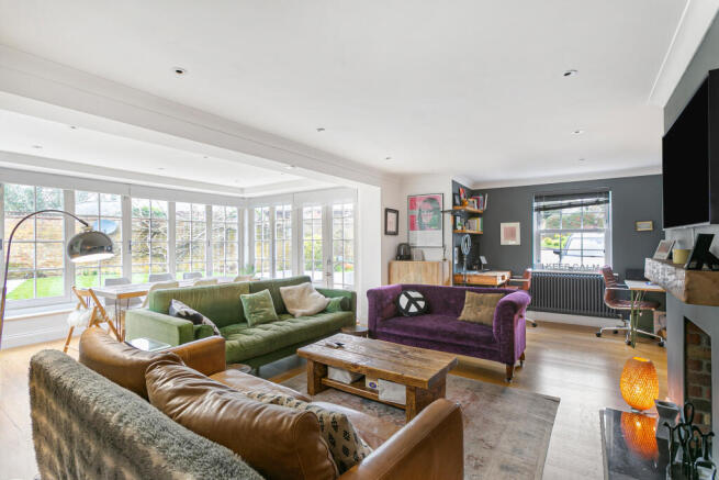 Living/Dining Room