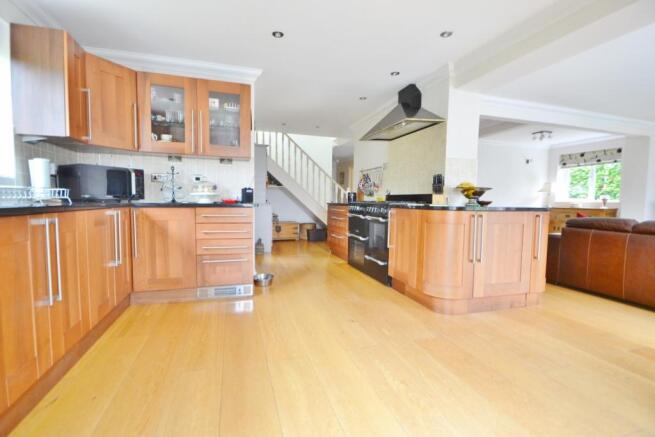 Kitchen/Breakfast Ro