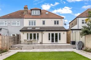 22, Hadley Road, Enfield EN2 8JS