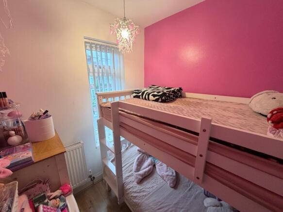 3 bed Semi-Detached for sale Image 7