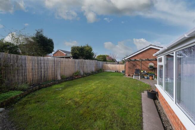 16 Linnet Close-020.jpg