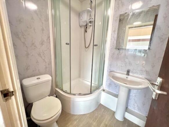 6 bed Terraced to rent Image 12