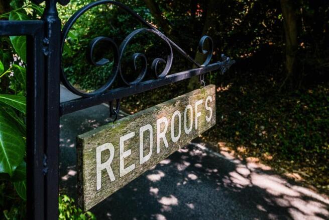 HOW LANE, REDROOFS (2).jpg