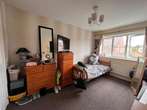 Bedroom 1: