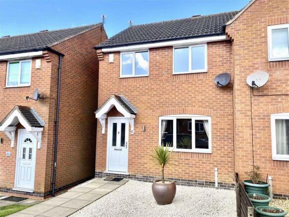 Shoesmith close 3.jpeg