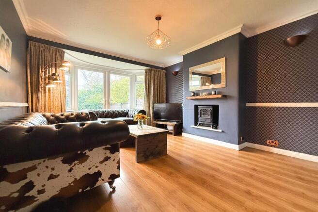 Arcadia Avenue, Sale, M33 – pohled 4
