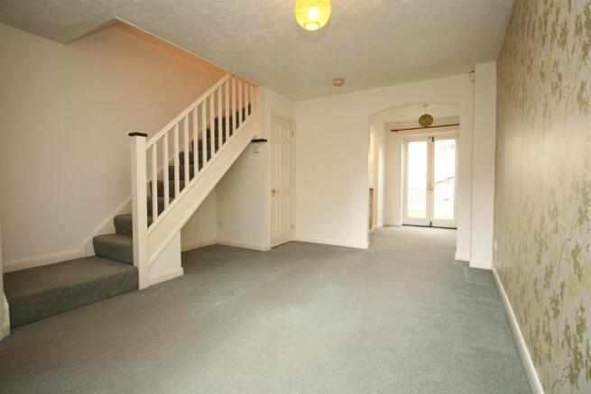6 Bridleway Lane Lounge.JPG