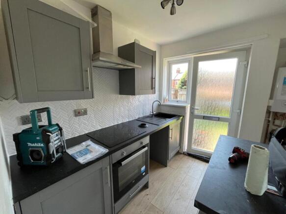 3 bed Terraced to rent Image 4