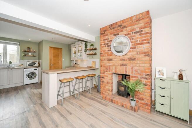 Kitchen/Dining Room
