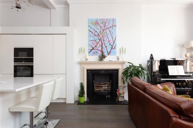 2 bed Apartment for sale Image 5
