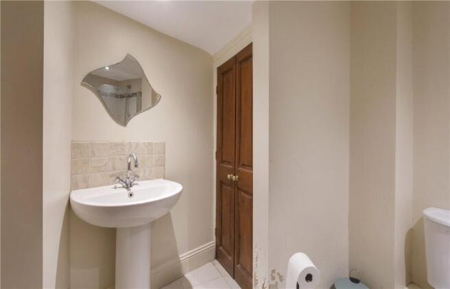 1 bed Apartment to rent Image 8
