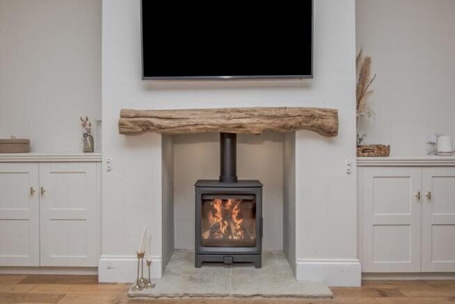 3 bed Terraced for sale Image 4