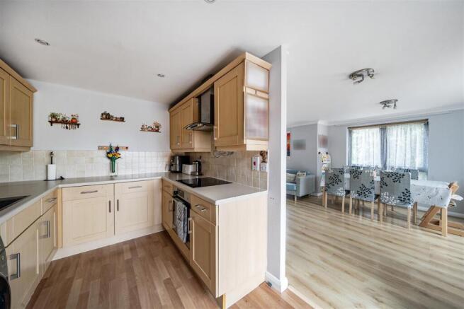 Kitchen to Lounge.jpg