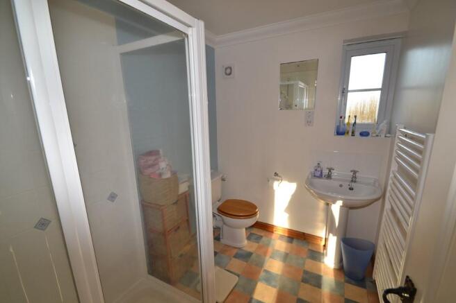 En-suite Shower