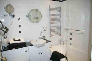 BATHROOM W/C