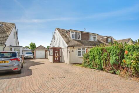 Haslar Crescent, Waterlooville, Hampshire, PO7