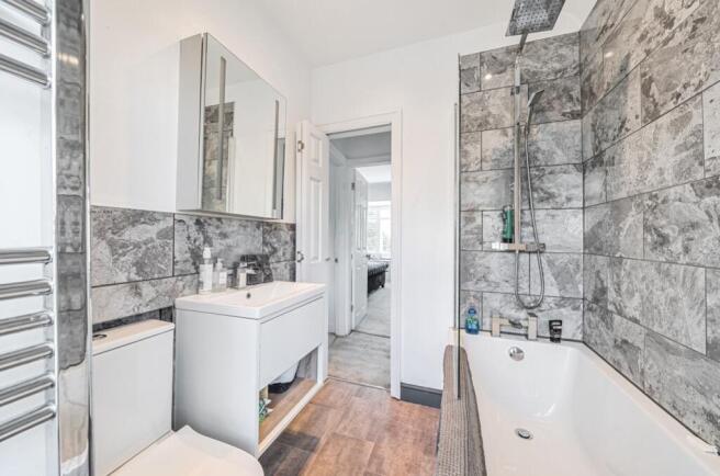 Bathroom2