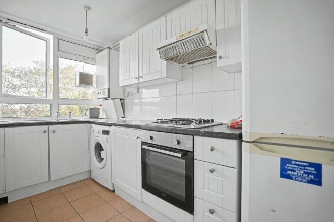 22 Ryan Court, Baldry Gardens, Streatham, London SW16 3PJ