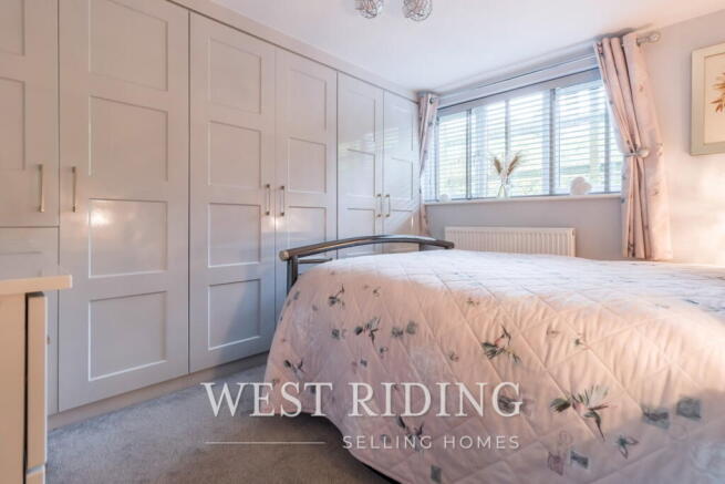 2 bed Ground Flat for sale Image 10