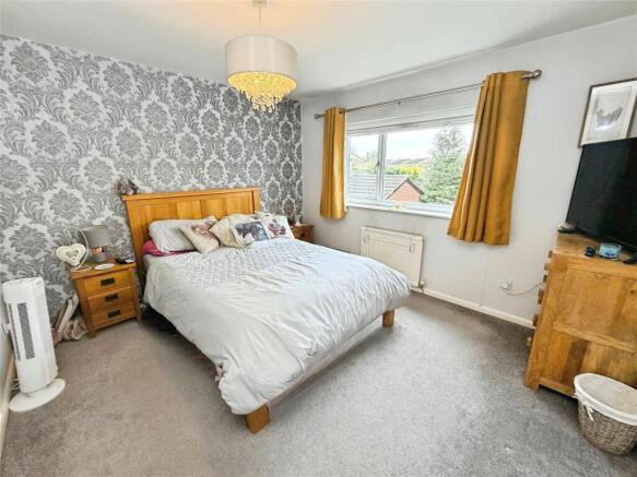 2 bed Semi-Detached for sale Image 7