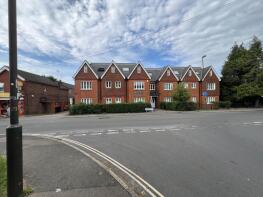 Flat 9, Wilton House, Ifield Road, West Green, Crawley RH11 7BB