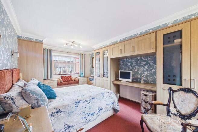 3 bed Semi-Detached for sale Image 8