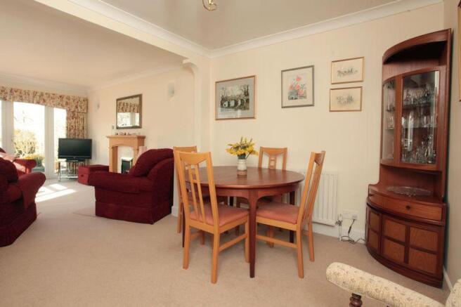 Sitting room/ ...