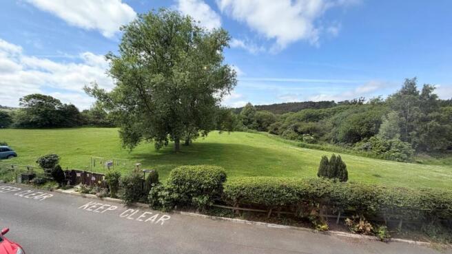 2 bed Cottage for sale Image 11