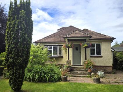 Clare Cottage, Farm Lane, Ashurst, Southampton, SO40 7AX