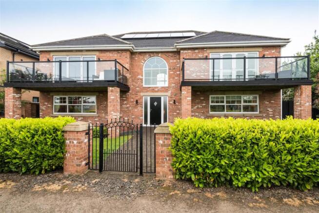 MS 10 Bantingham Drive Stockton TS17 5LS-1038.jpg