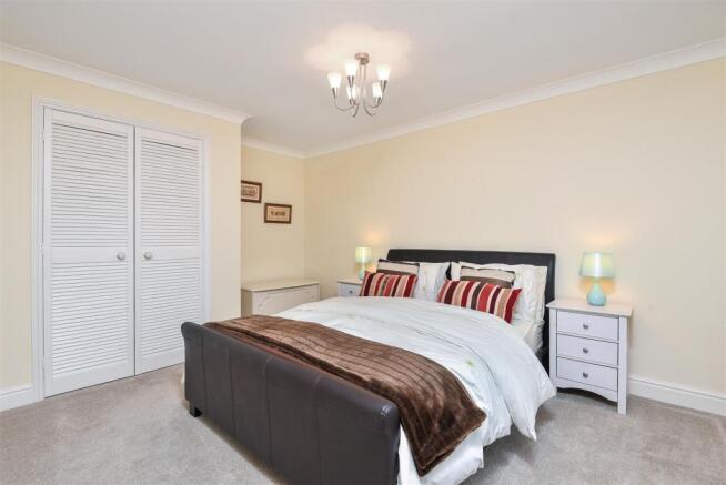 Bed 3.jpg